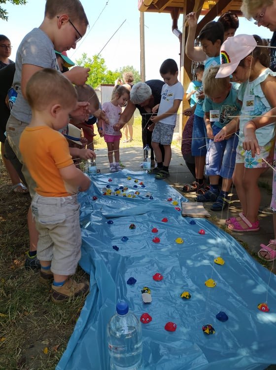 Ifjúsági és Vakációs Bibliahét 73